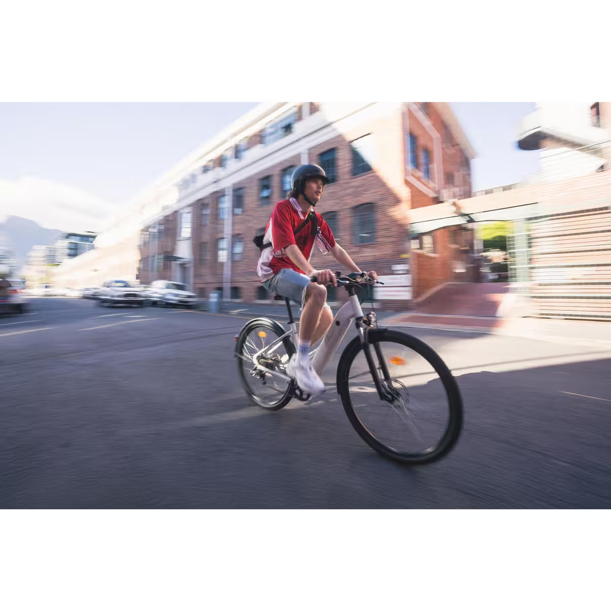 ROCKRIDER - Bici elettrica da trekking E-ACTV 100, telaio basso, grigio perla